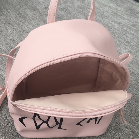 mid backpack - Picture 3 of 3